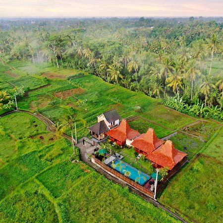 One Bedroom Grand Javanese Joglo Ubud 1 Extérieur photo
